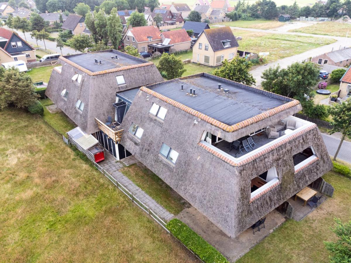 Escape, Appartement Met Groot Terras Buren  Kültér fotó